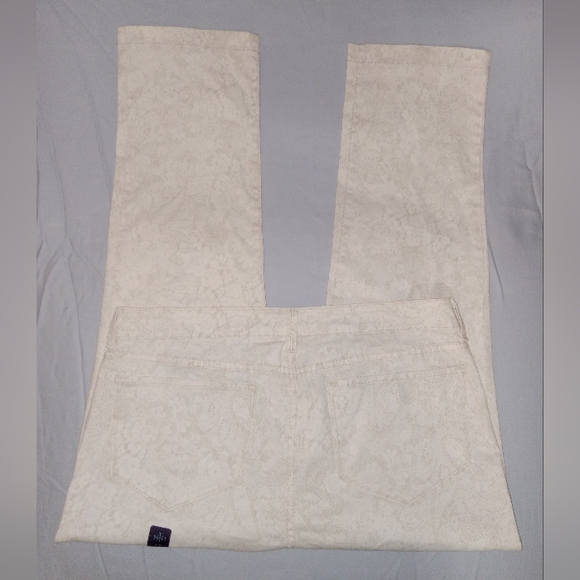💣NYDJ JEANS/PANTS CREAM W/  PAISLEY PRINT SZ 14 - Picture 4 of 6